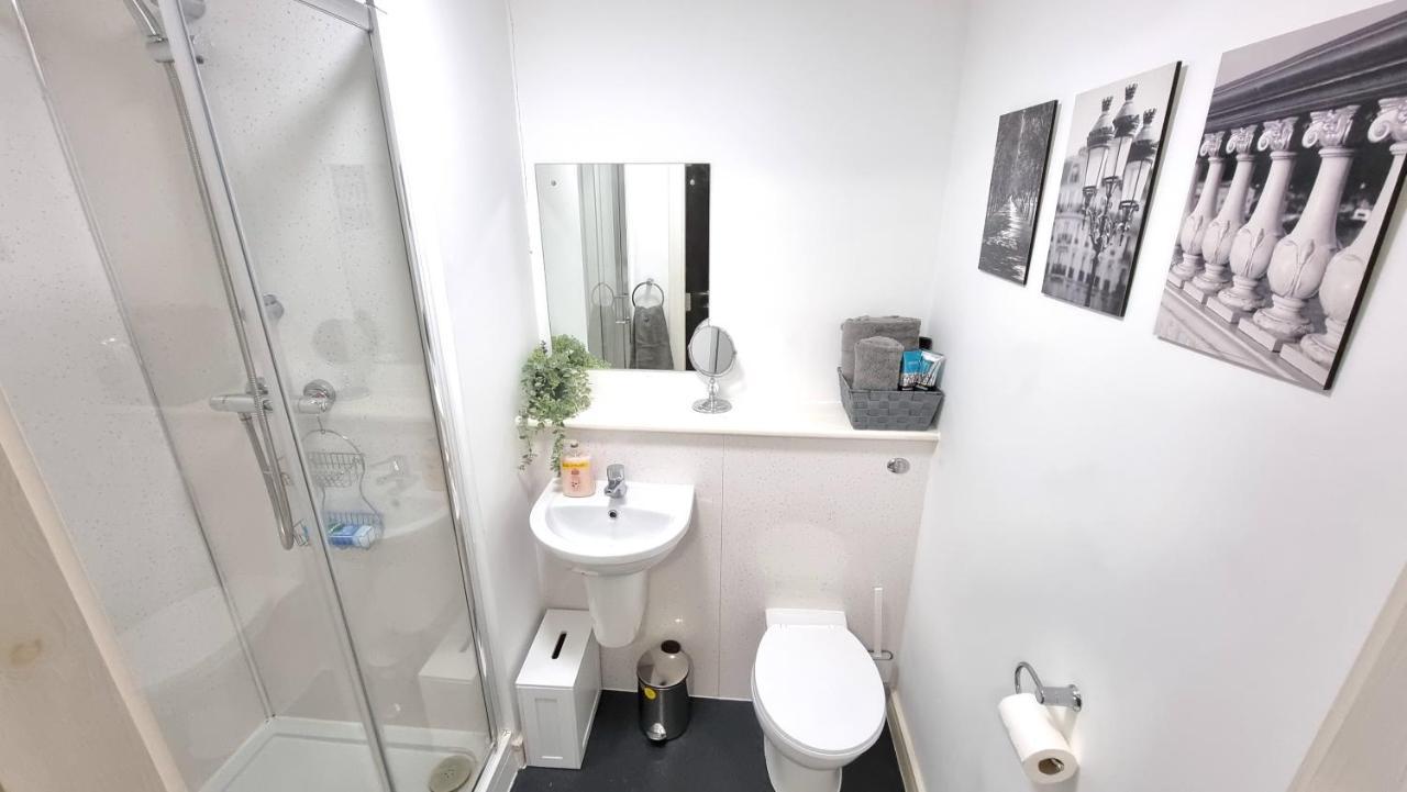 Spacious City Studio / Wifi / Parking リヴァプール エクステリア 写真